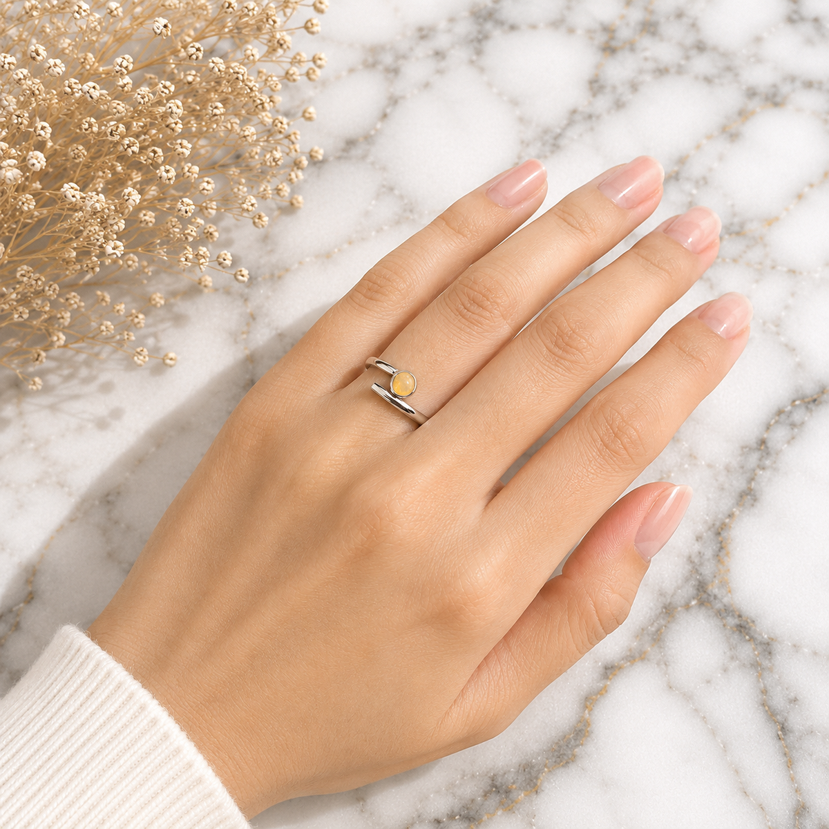 Anillo Ajustable de Ópalo Etíope Redondo en Plata .925