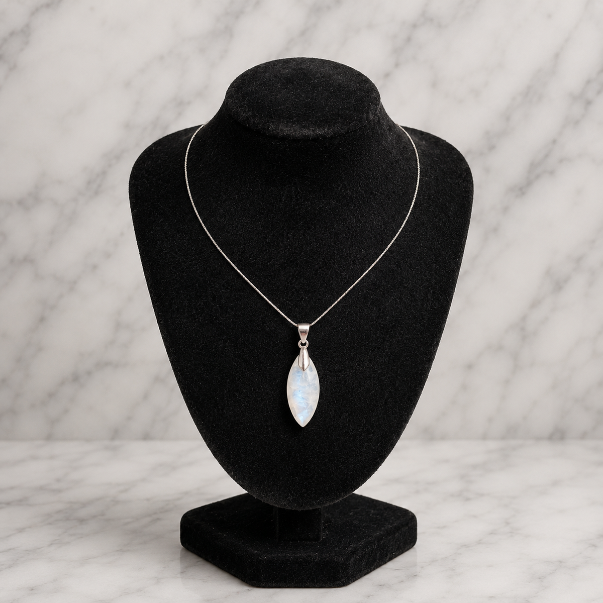 Collar Piedra Luna Facetada