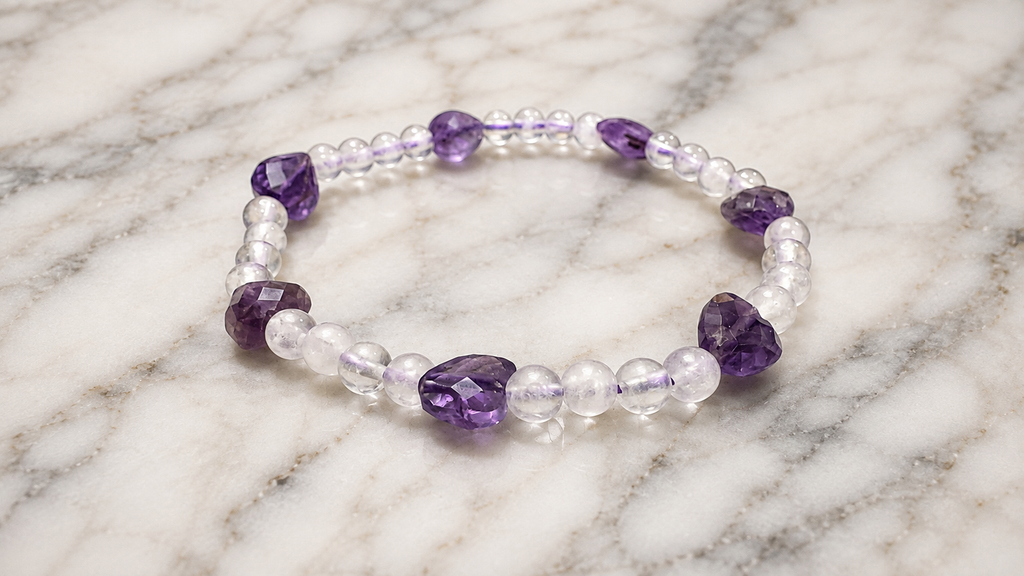 Pulsera Corazones de Amatista con Cuarzo Blanco